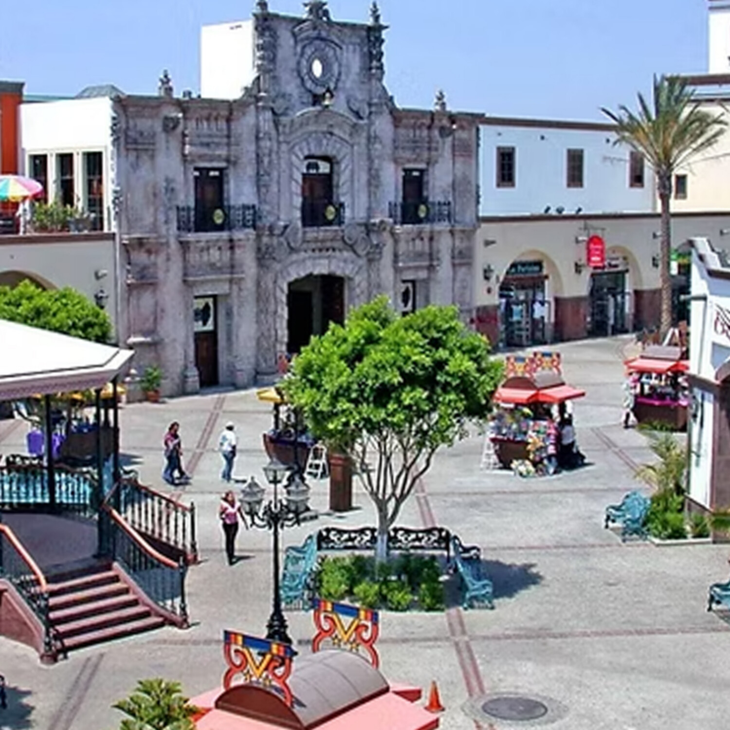 Plaza Mexico, Lynwood, CA