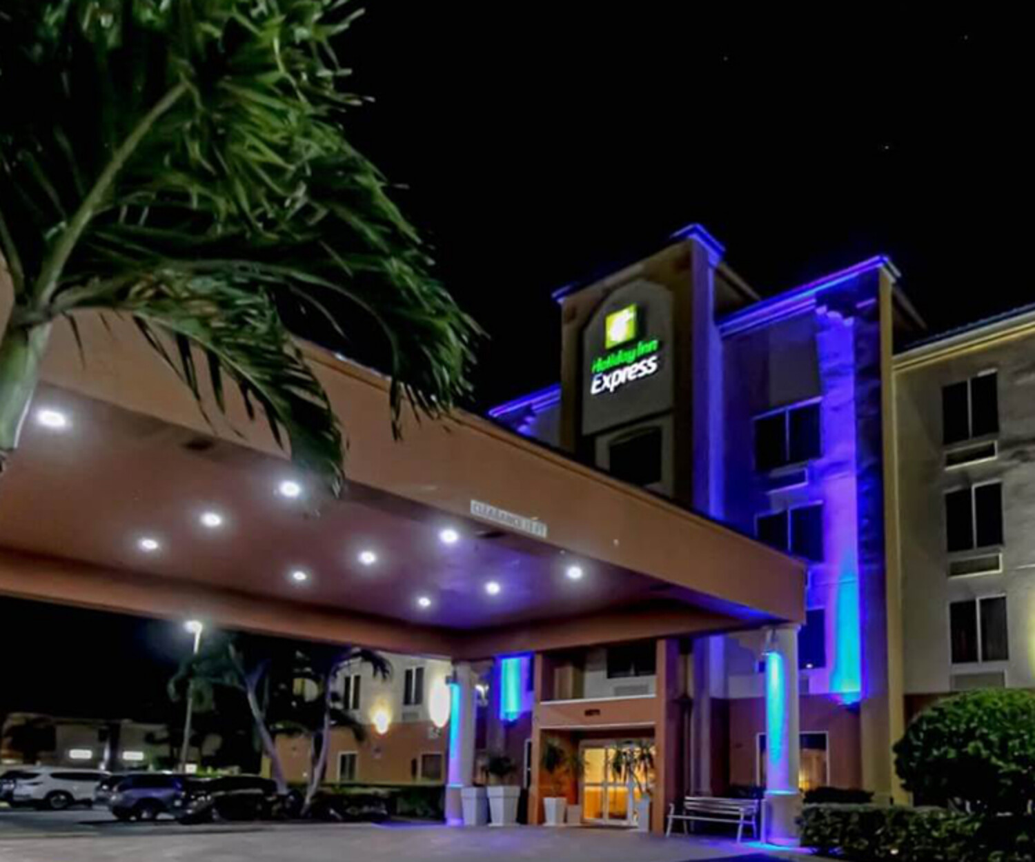 Holiday Inn Express Cocoa Beach, FL