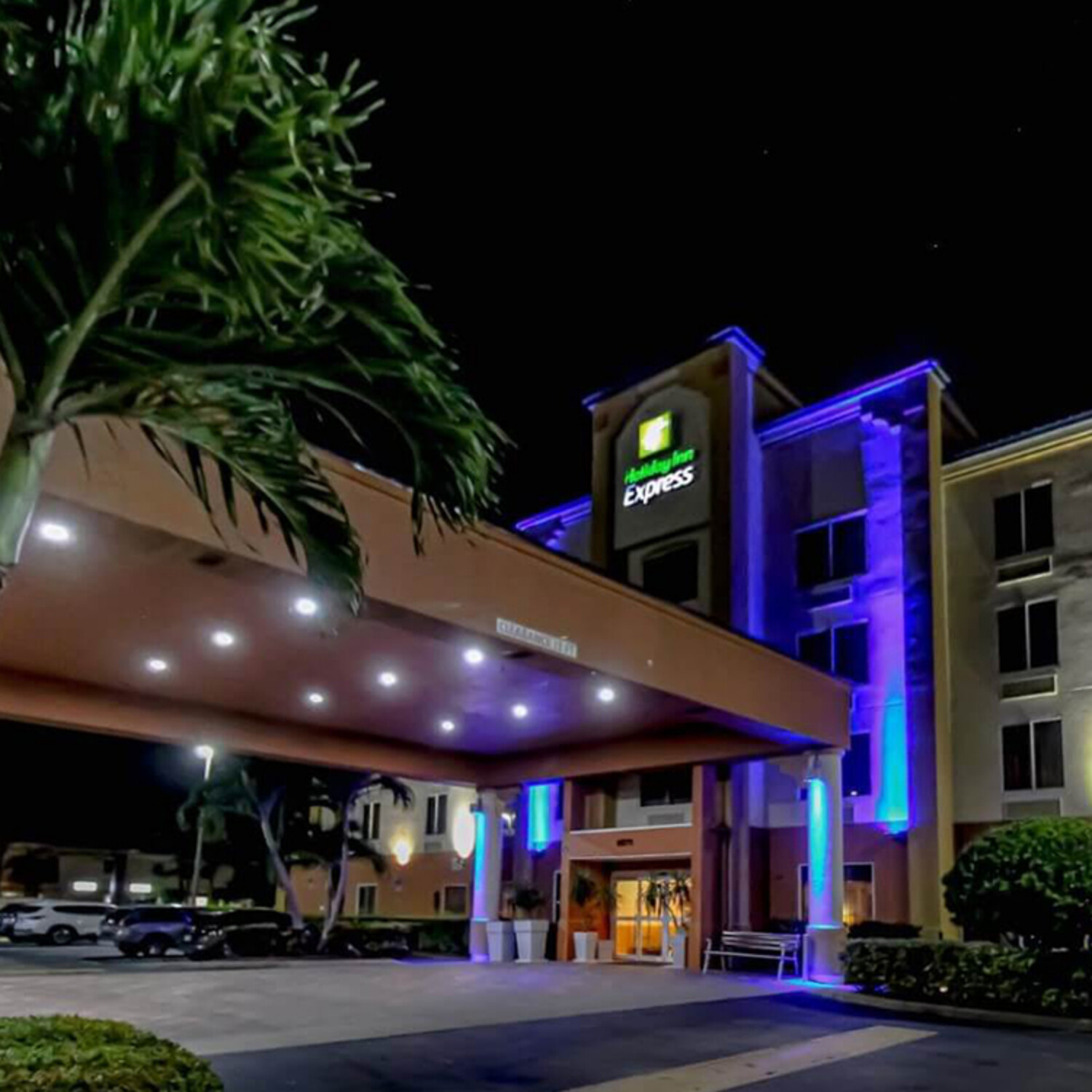 Holiday Inn Express Cocoa Beach, FL